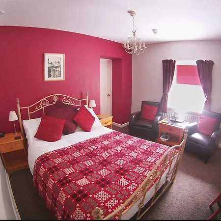 Glyn Peris Guest House-3